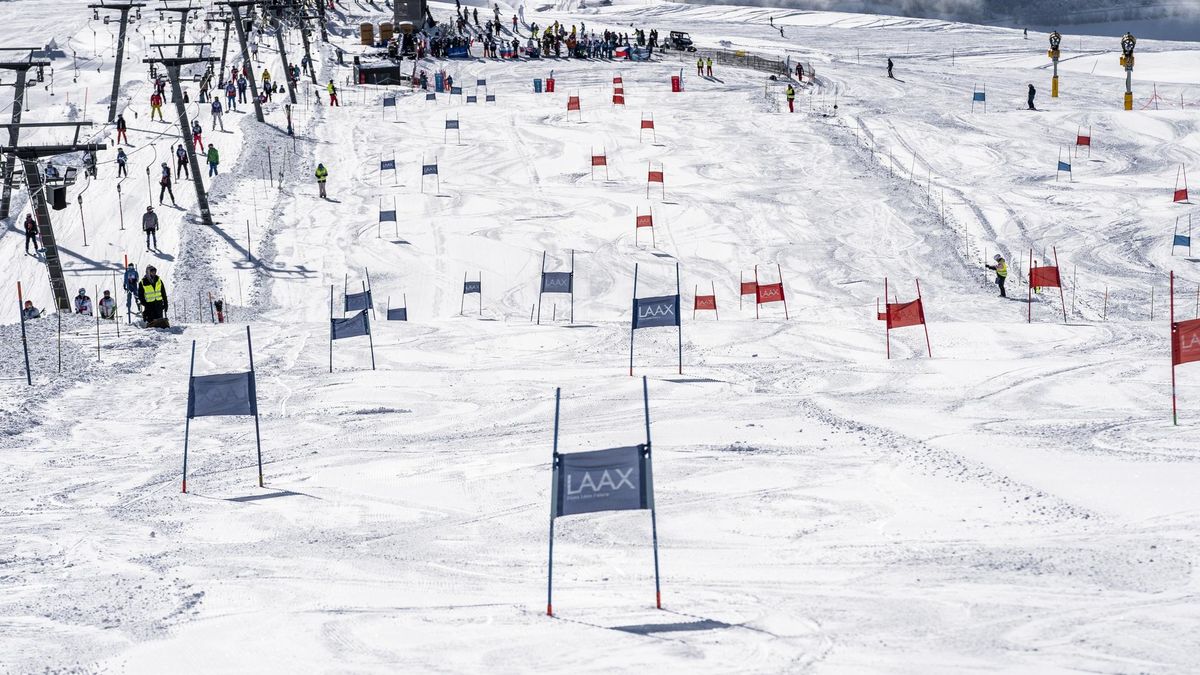 ski-race-academy course image